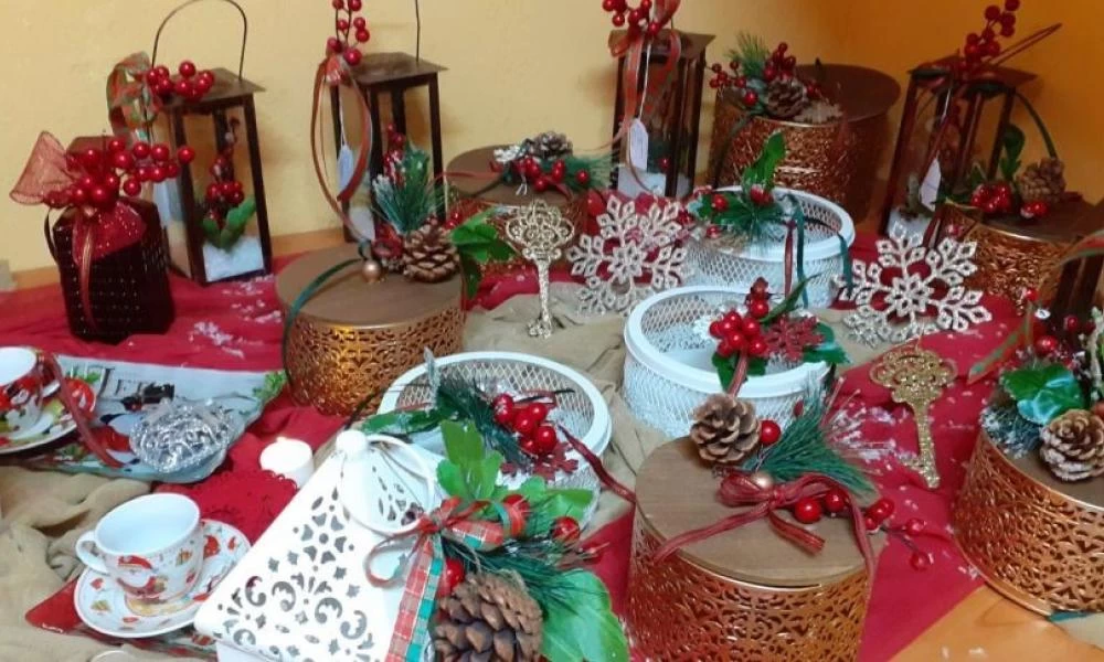 Μαθητές Ειδικού Σχολείου έφτιαξαν χριστουγεννιάτικες κάρτες για τους γιατρούς